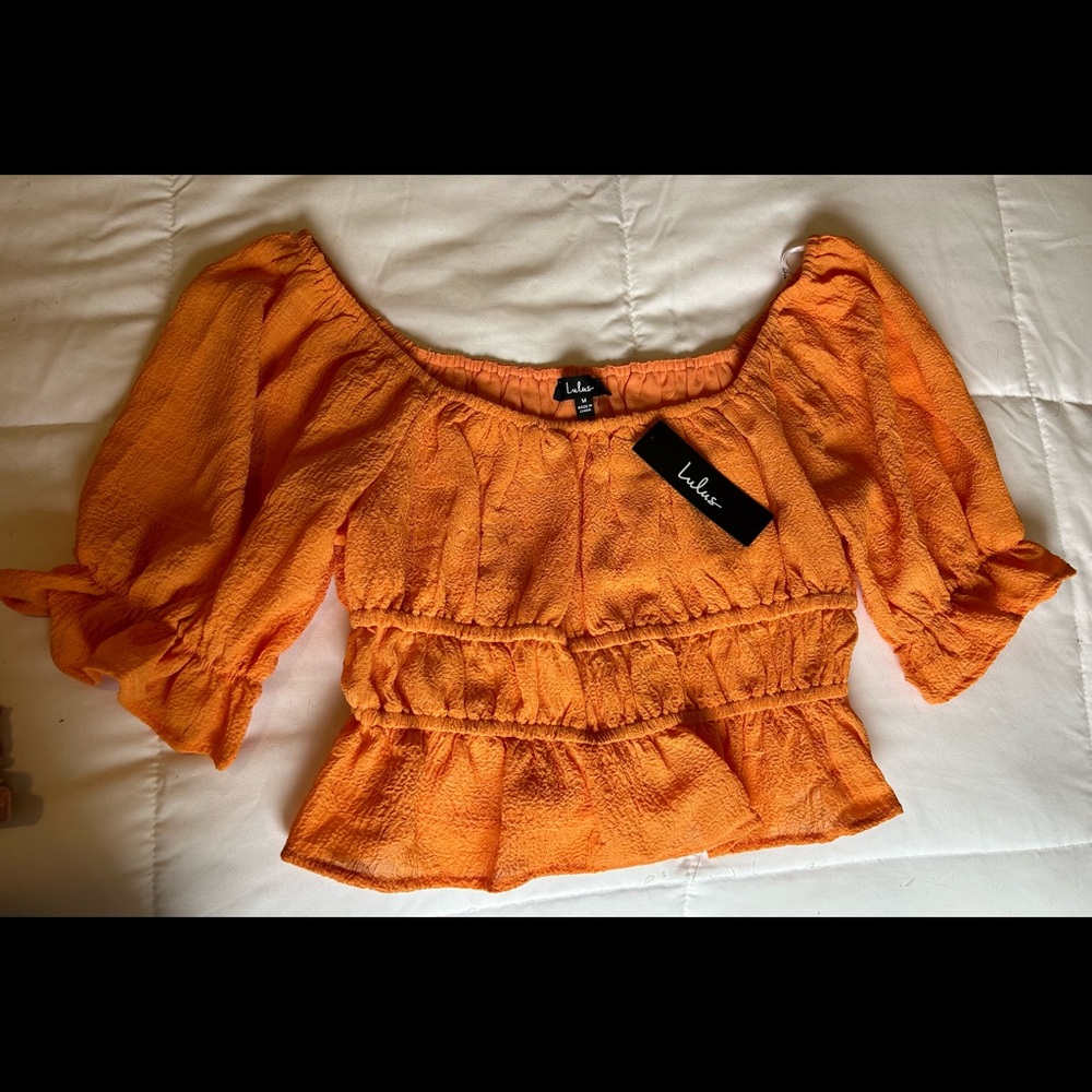 Lulu’s Cropped Blouse